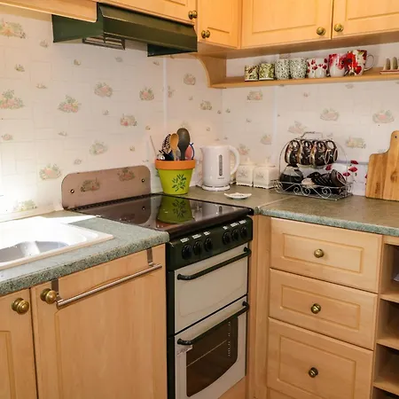 The Caravanmeenacross Леттеркенни