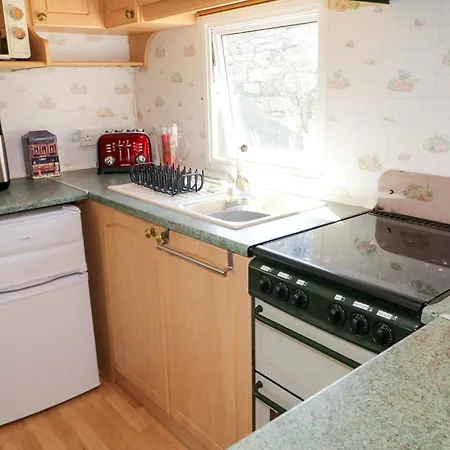 Дом отдыха The Caravanmeenacross