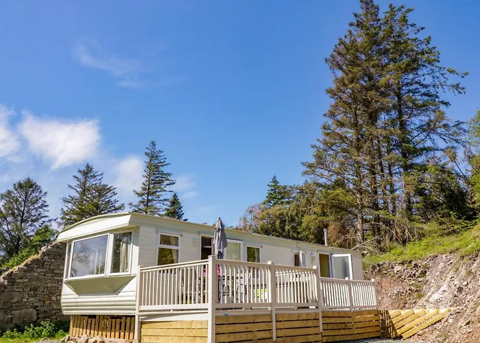 The Caravanmeenacross * Letterkenny